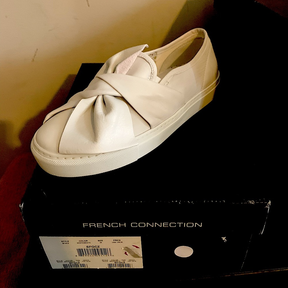 French Connection - New - UK size 39 - White Bow